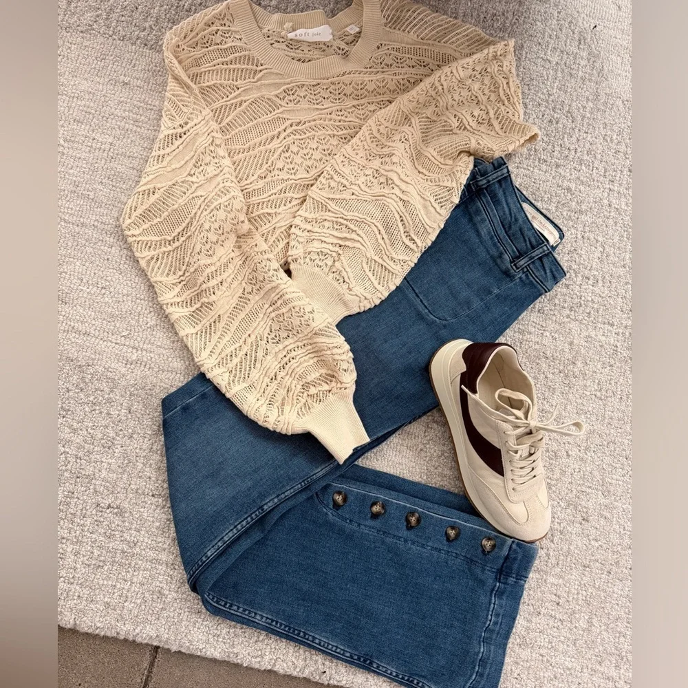 Anthropologie Pilcro Flare Jeans - Picture 15 of 15